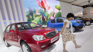 Ue impone dazi su veicoli elettrici cinesi da 17,4% al 37,6%