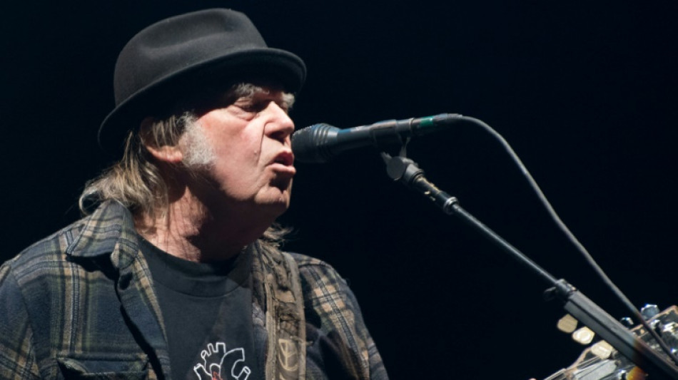 Une cordée de musiciens à l'assaut de "Harvest", sommet de Neil Young