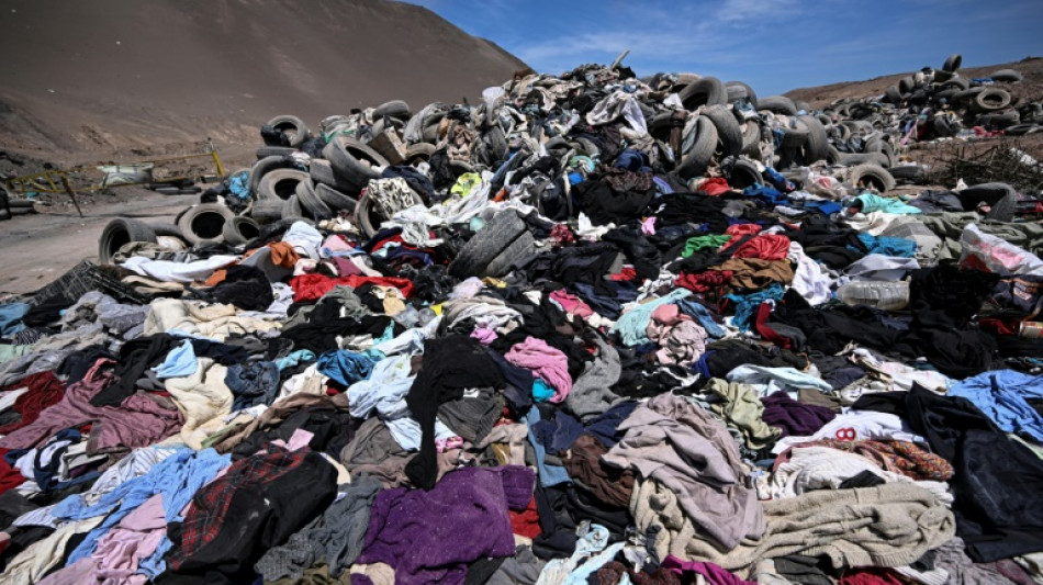 A Amsterdam, une "bibliothèque de vêtements" contre la pollution de la mode