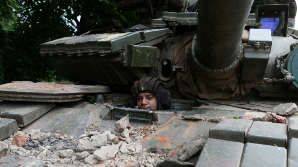 Ukraine: attaques russes repoussées selon Kiev, l'Otan prévoit un conflit long