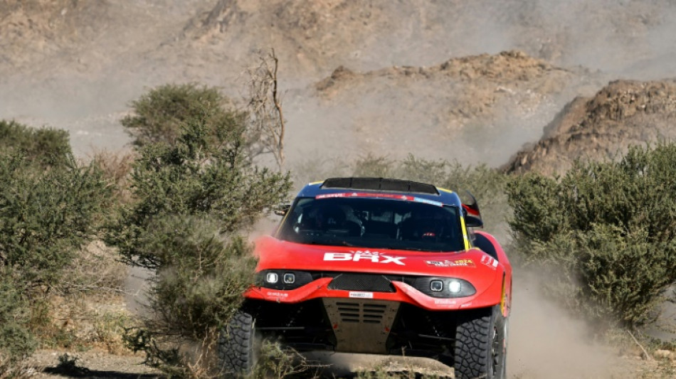 Dakar-2024/7e étape: Loeb se rapproche de Sainz, 3e victoire pour Cornejo en moto 