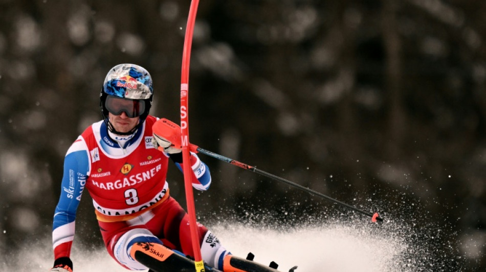 Ski alpin: Clément Noël en tête après la première manche du slalom de Chamonix