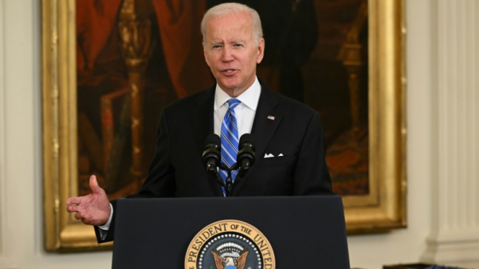 Biden toma medidas para proteger la privacidad en línea tras el fallo contra el aborto