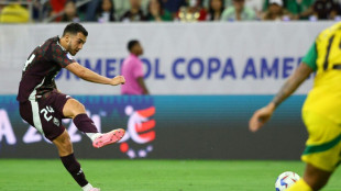 México vence Jamaica (1-0) em estreia na Copa América