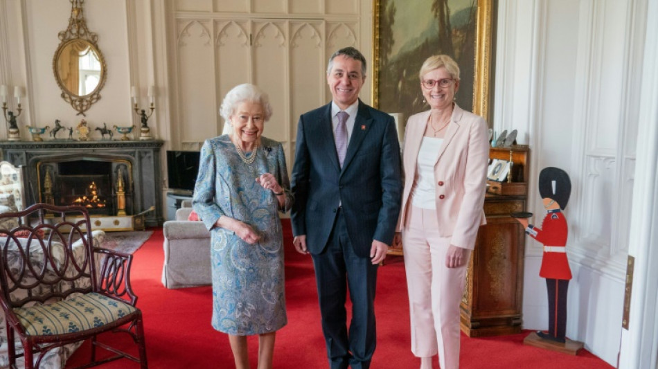 Smiling Queen Elizabeth meets Swiss president after 96th birthday