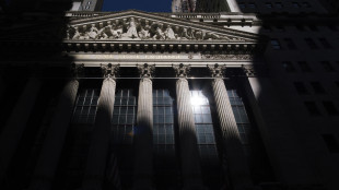 Wall Street apre positiva, Dj +0,32%, Nasdaq +0,89%