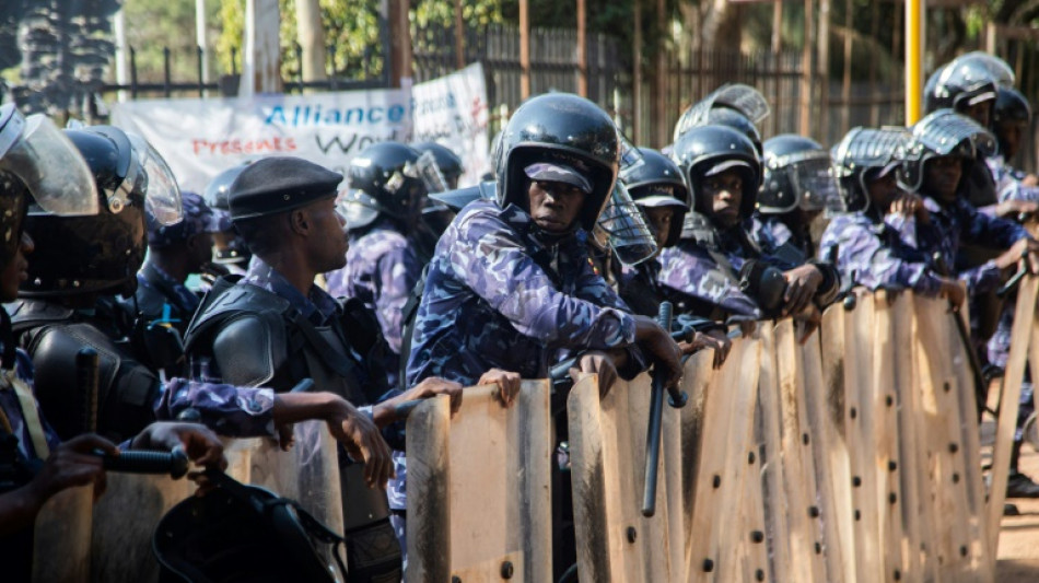 La Gaceta De Mexico Manifestations en Ouganda la police déployée en