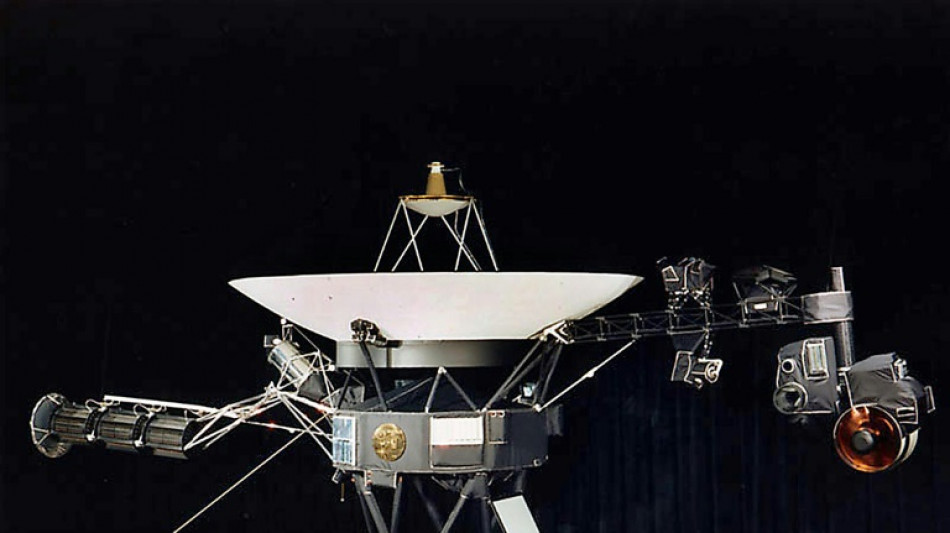 NASA hears 'heartbeat' from Voyager 2 after inadvertant blackout 