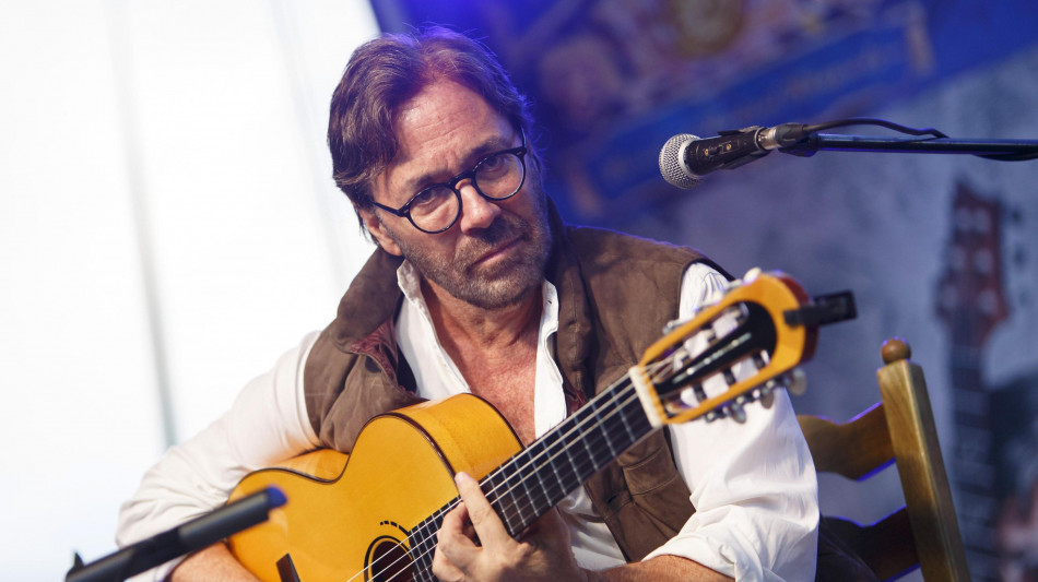 Al Di Meola apre in Trio il Riccione Summer Jazz 2024