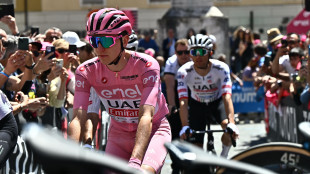 Giro: a Pogacar anche l'8/a tappa, sempre in maglia rosa