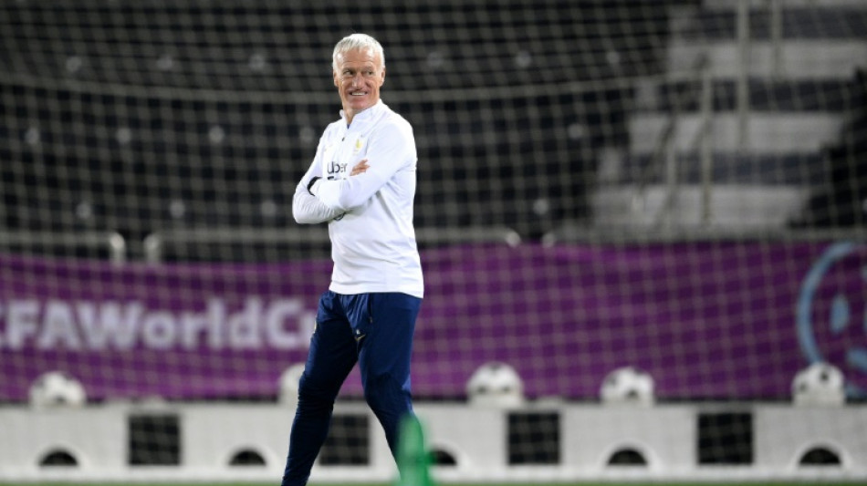 Mondial: Didier Deschamps, les cartes en main pour un avenir en Bleu