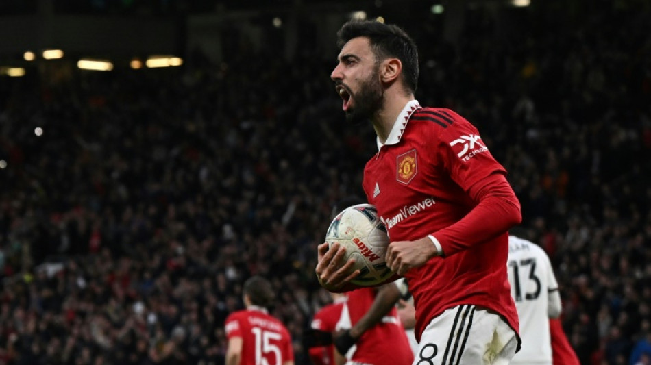 Coupe d'Angleterre: Fulham se saborde à Manchester United, Brighton stoppe Grimsby