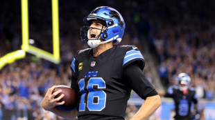 Goff perfect as Lions claw Seahawks, Titans sink Dolphins