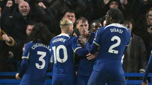 Angleterre: Chelsea accroche City, leader fragilisé, dans un match fou