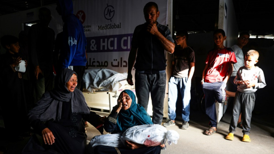 'As pessoas foram carbonizadas', conta palestino em campo atingido por bombardeio