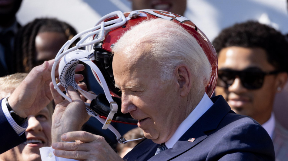 Stretta di Biden sull'immigrazione, limiti a richieste asilo