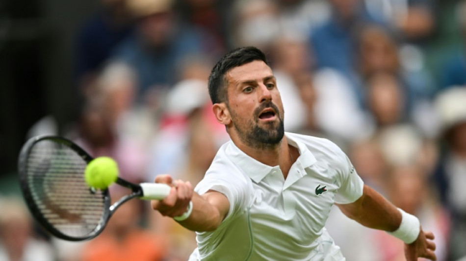 Wimbledon: Djokovic réussit une entrée maîtrisée