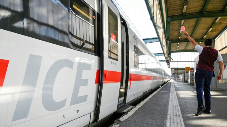 Gewerkschaft EVG nimmt Vorschlag der Bahn zur Schlichtung im Tarifstreit an