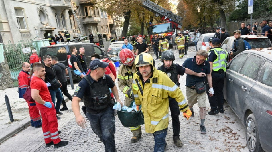 Ukraine: frappe russe meurtrière à Lviv au lendemain d'un autre bombardement sanglant