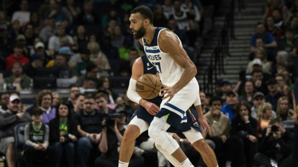 NBA: Rudy Gobert, le coup de poing qui peut faire mal