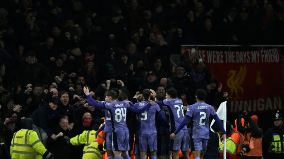 Liverpool elimina Arsenal da FA Cup; City goleia time da 2ª divisão