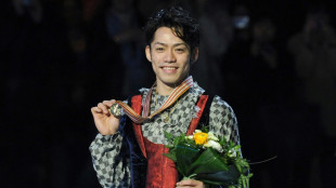 El patinador artístico japonés Daisuke Takahashi anuncia su retirada