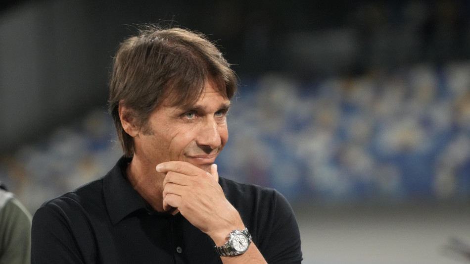 Conte, data grande risposta al Maradona, mi sono emozionato