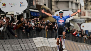 Mathieu van der Poel remporte Milan-Sanremo, 62 ans après son grand-père Raymond Poulidor