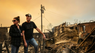 El fuego transforma los alrededores de Los Ángeles en "el apocalipsis"