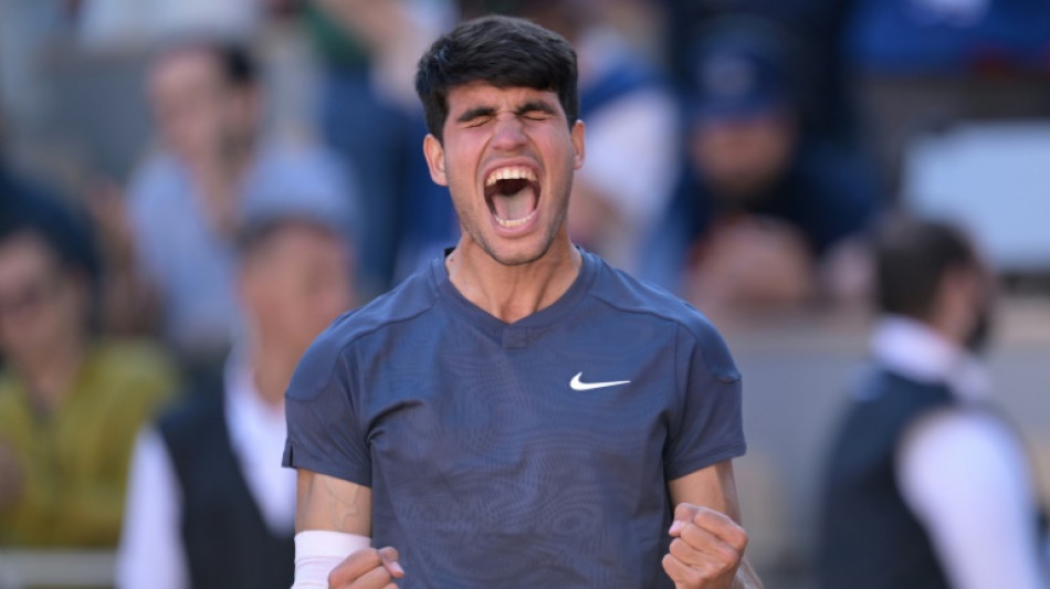 Alcaraz vence Sinner e vai à sua primeira final de Roland Garros