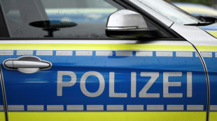 Männer auf offener Straße beschossen: 25-Jähriger in Berlin an Bein verletzt