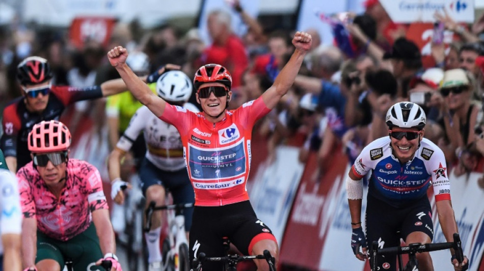 Tour d'Espagne: Evenepoel, un Belge sacré sur un grand Tour 44 ans après 