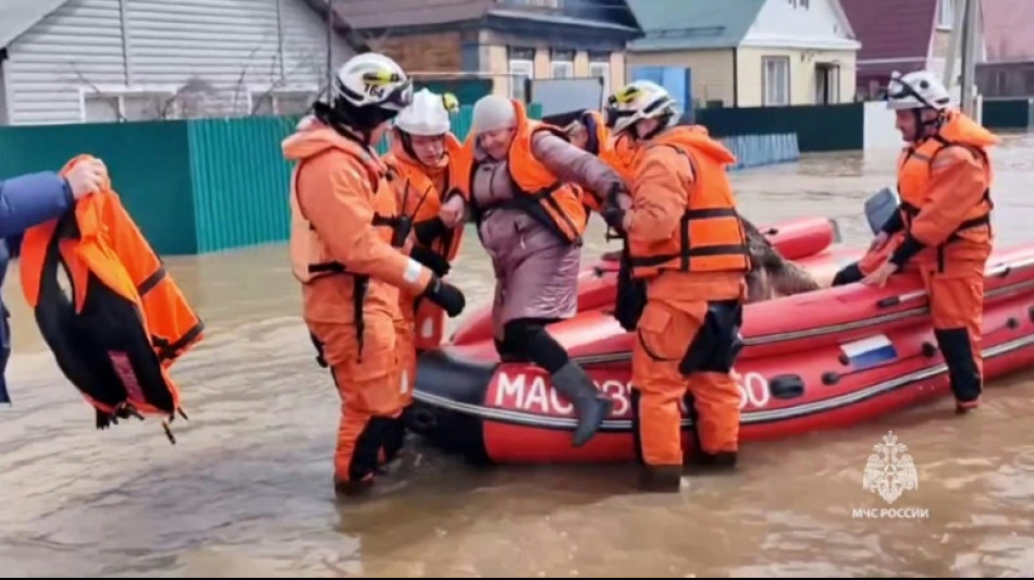 Inondations en Russie: "situation critique" à Orsk dans l'Oural