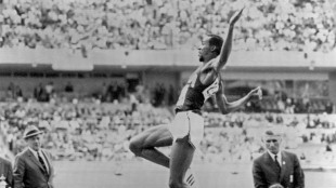 Le saut du siècle: la médaille d'or de Bob Beamon vendue à 441.000 dollars