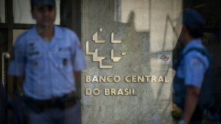 Banco Central de Brasil mantiene en 13,75% tasa de interés, sin señales de baja