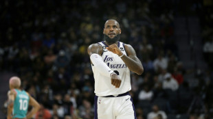 NBA: Les Lakers s'imposent chez les Spurs grâce au retour de James