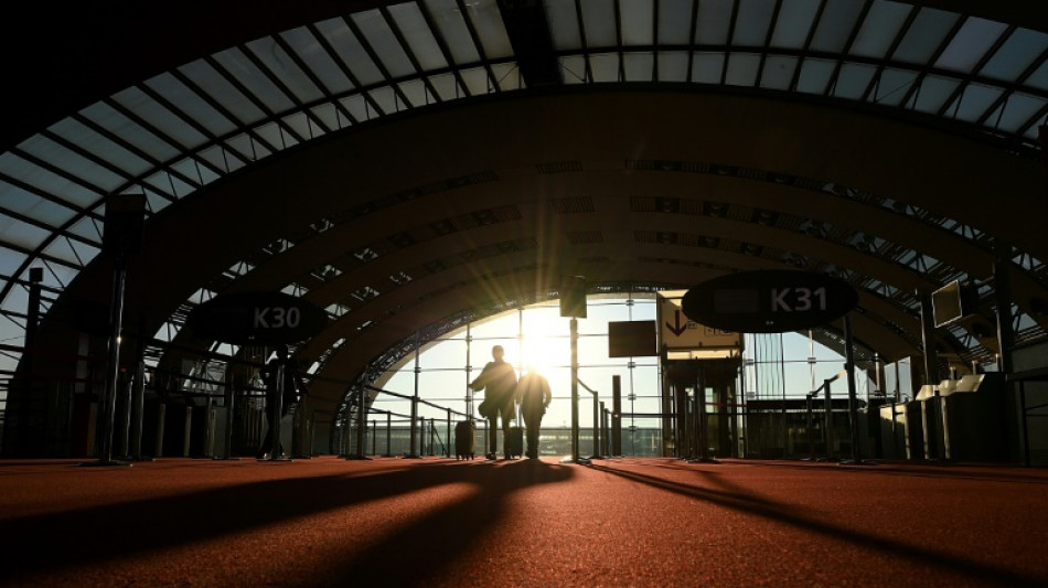 Decenas de vuelos anulados el jueves en el aeropuerto parisino CDG por una huelga