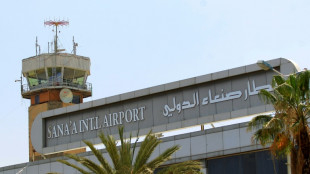 Aplazado primer vuelo comercial en salir de la capital de Yemen desde 2016