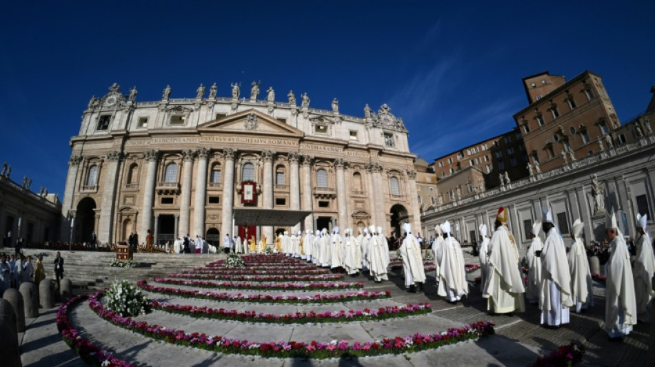 Wartime scholars debate silence of Pope Pius XII on Jews