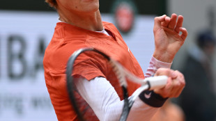 Roland Garros: Sinner vola agli ottavi, Kotov ko in tre set