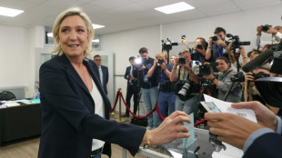 Extrema direita vence 1º turno das eleições legislativas na França, segundo estimativas