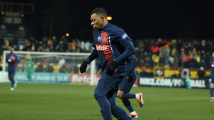 PSG goleia time da 3ª divisão e vai às oitavas da Copa da França