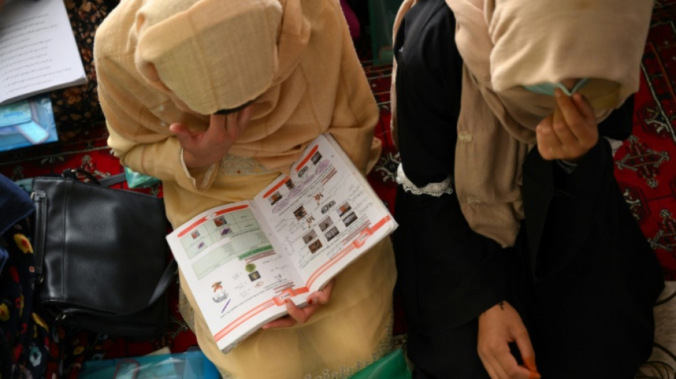 Afghanistan: dans les écoles clandestines, les filles défient les talibans