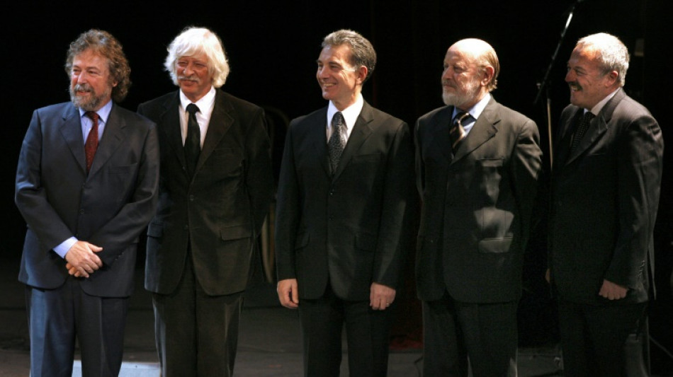 Tras 55 años, grupo argentino Les Luthiers se despide de los escenarios