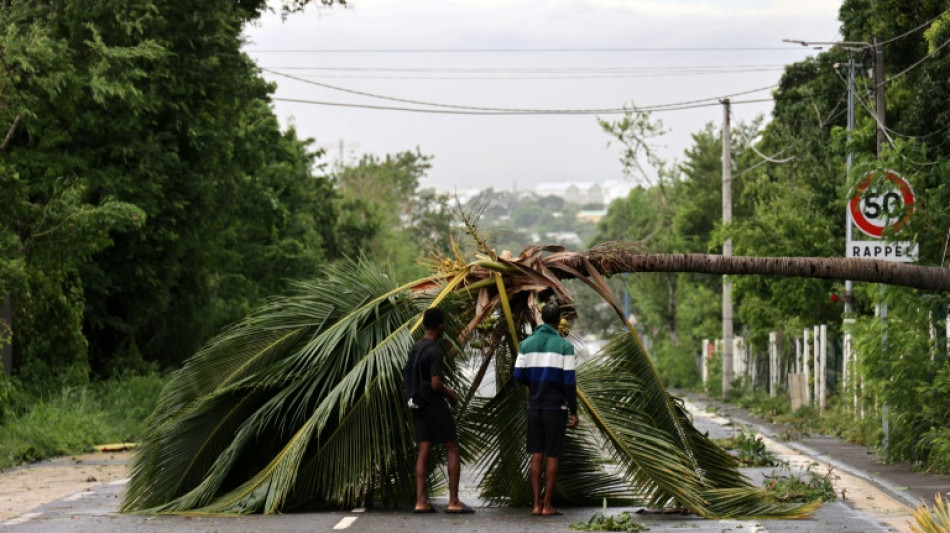 Belal: à La Réunion, soulagement après un cyclone moins dévastateur qu'attendu