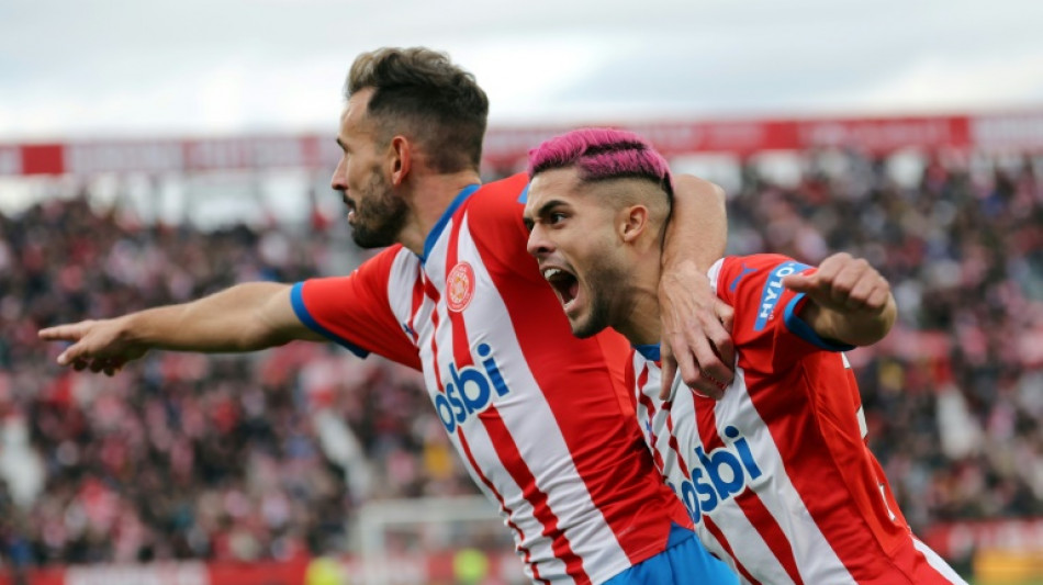 Girona vence Valencia de virada (2-1) e assume liderança provisória do Espanhol