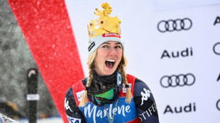 Ski alpin: la géante Shiffrin dépasse Vonn et fond sur Stenmark