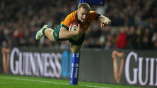 Jorgensen the hero as Australia edge England in Twickenham thriller