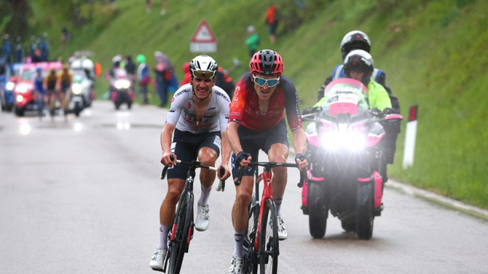 Tour d'Italie: Almeida remporte la 16e étape, Thomas reprend le maillot rose