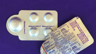 Suprema Corte dos EUA preserva por enquanto acesso à pílula abortiva